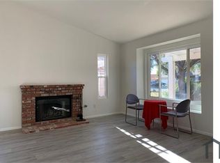 1416 Salmon River Rd, Riverside, CA 92501