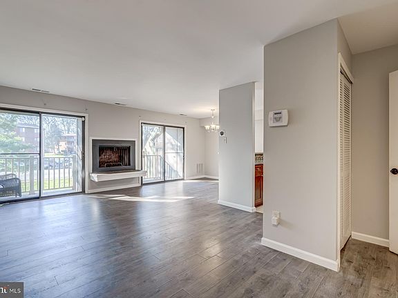 5th image of 3889 El Camino Pl #19