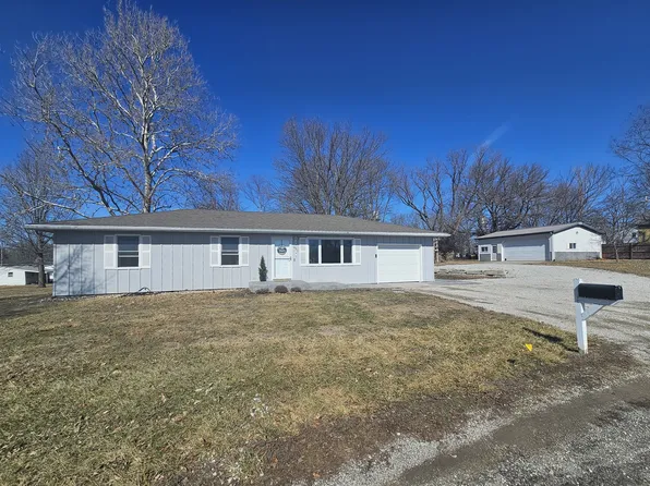 403 W School St, Hamilton, MO 64644