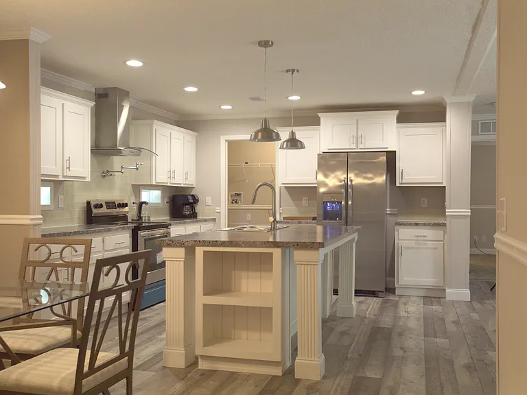 1527 Twin Valley Trl — Photo 7
