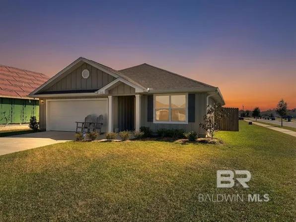 381 Parkerman Ave, Gulf Shores, AL 36542