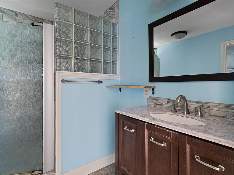 2106 Allred Dr — Photo 23