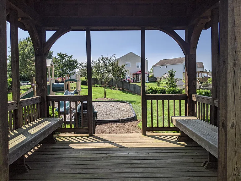 4804 Rockport Dr — Photo 22