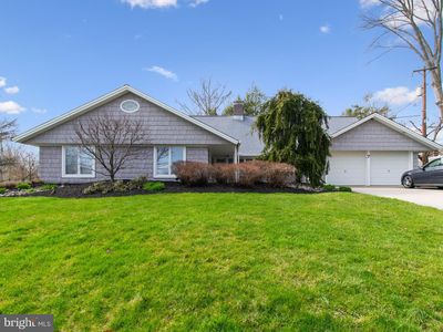 7 Round Hill Rd, Levittown, PA, 19056