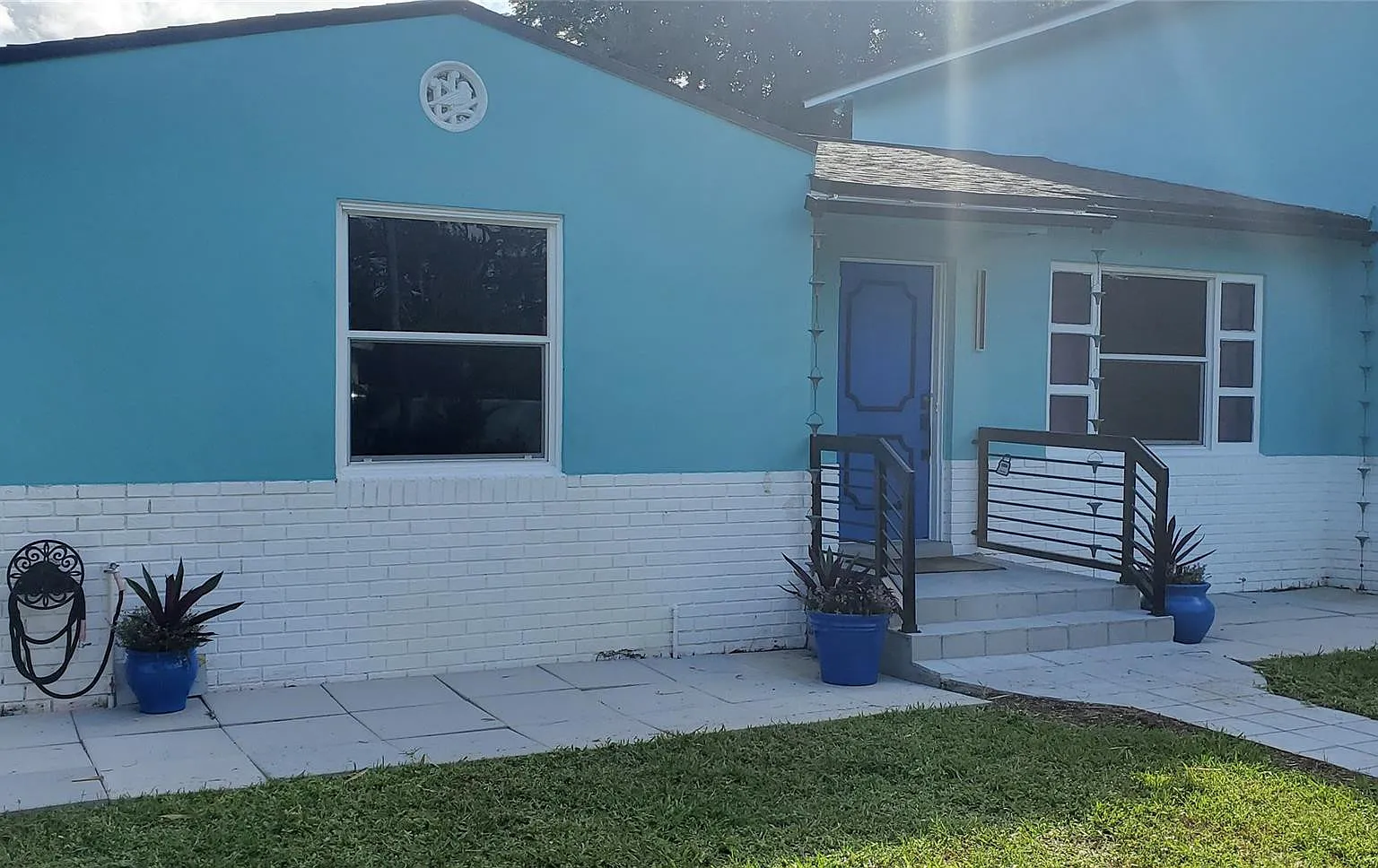 2 bed, 2.0 bath, 1679 sqft, $4,000 — Photo 3