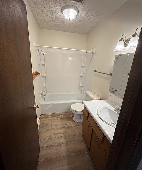 470 Monroe St S — Photo 8