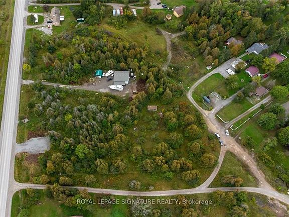 5th image of 1411 Portage Rd