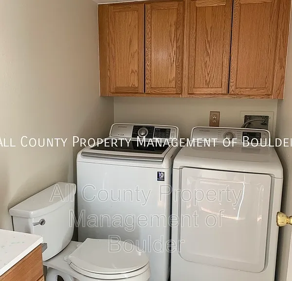 800 W Moorhead Cir #C — Photo 15