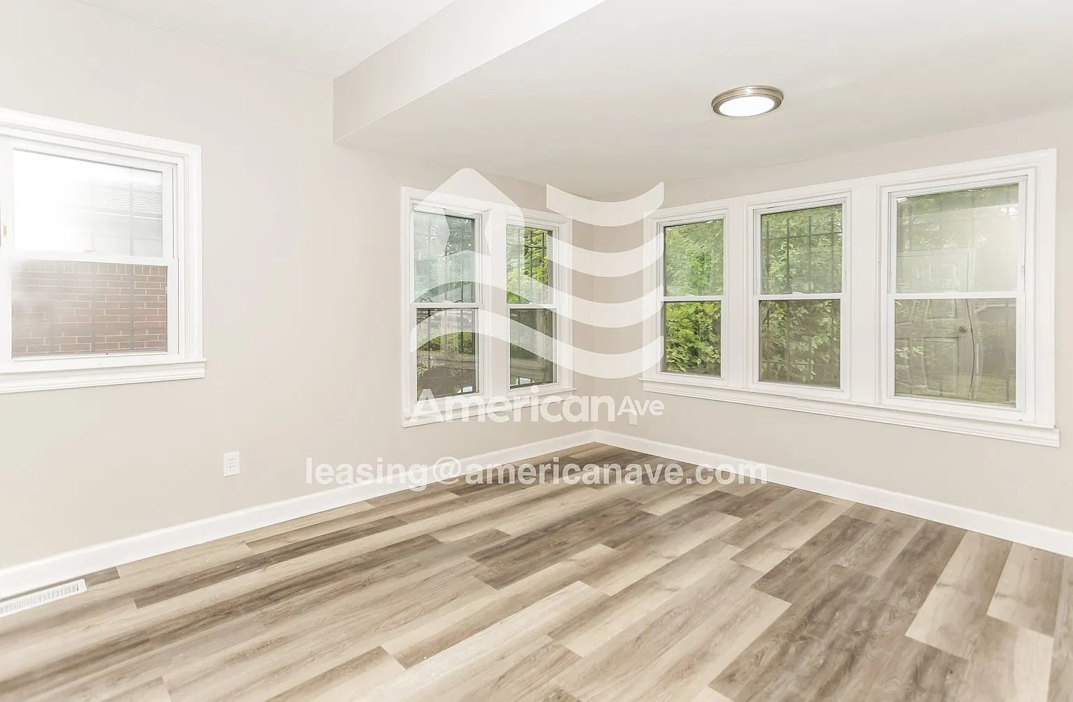 3 bed, 1.5 bath, 1504 sqft, $1,550 — Photo 3