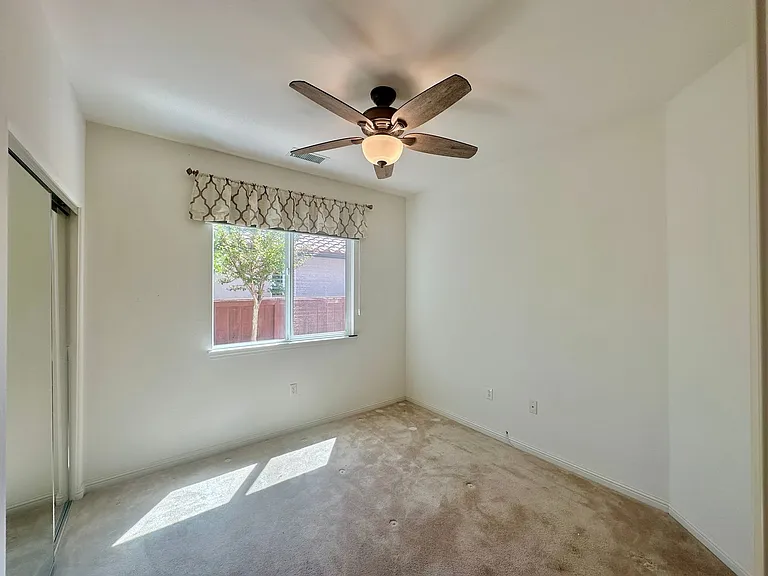 2653 Traditions Loop — Photo 21
