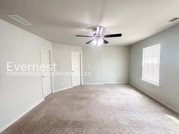 5231 Hanover St — Photo 15