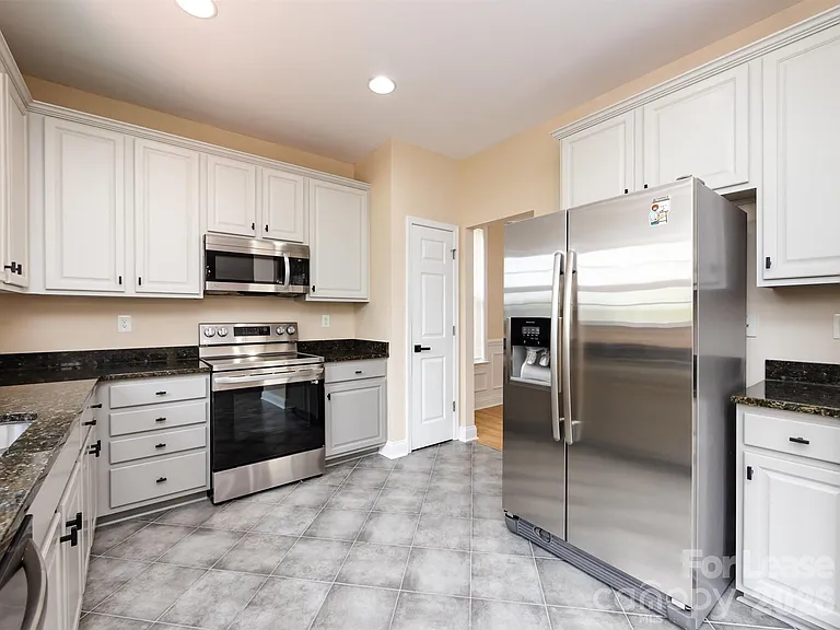 10836 Clark St — Photo 15