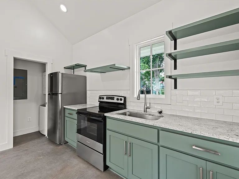 705A Jefferson St — Photo 10