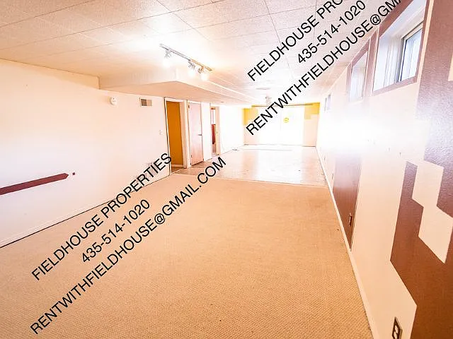 1077 Rose St — Photo 20