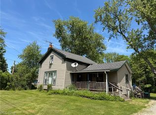 12479 Old State Rd, Huntsburg, OH 44046