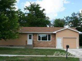 1731 12th Ave SE, Aberdeen, SD 57401