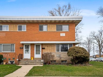 9660 Lois Dr APT A, Des Plaines, IL, 60016