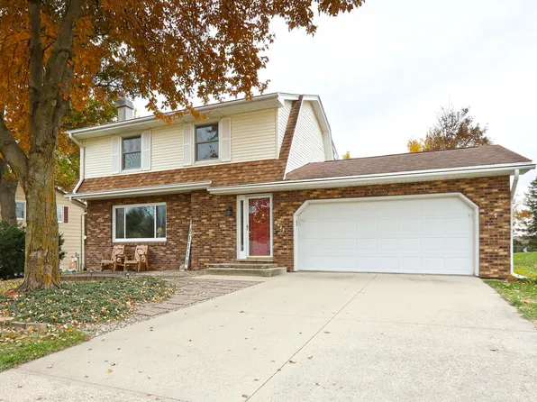 2423 Iowa St, Perry, IA 50220