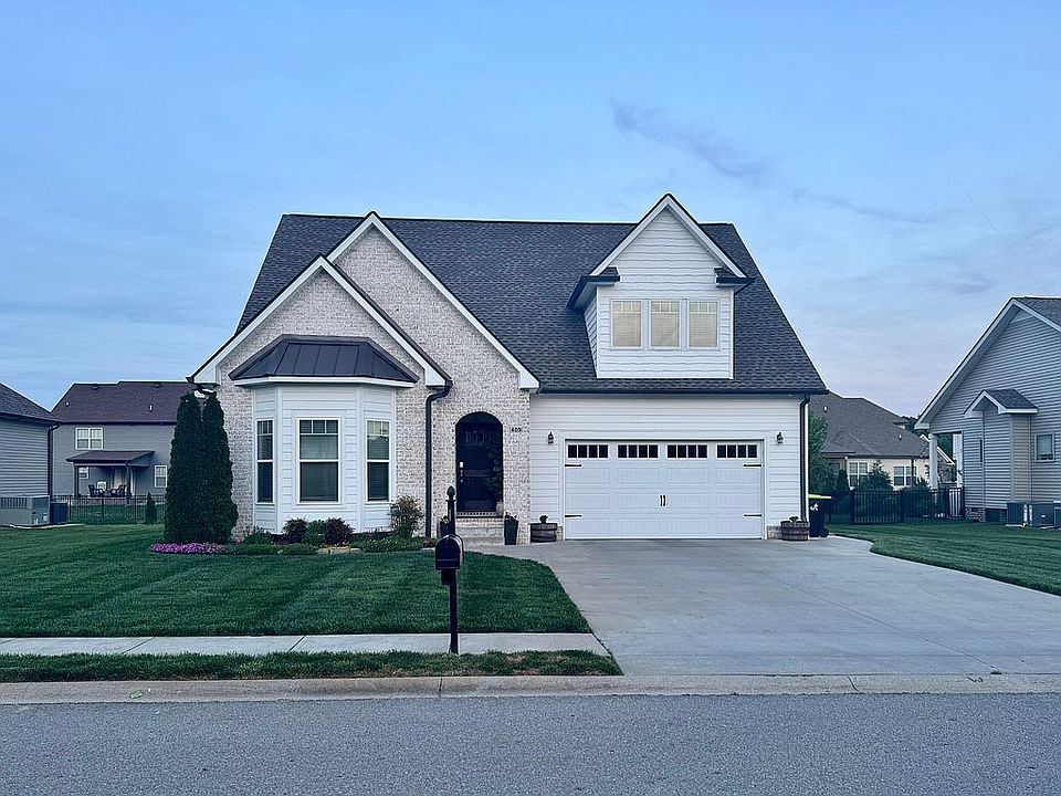1st image of 409 Barr Dr