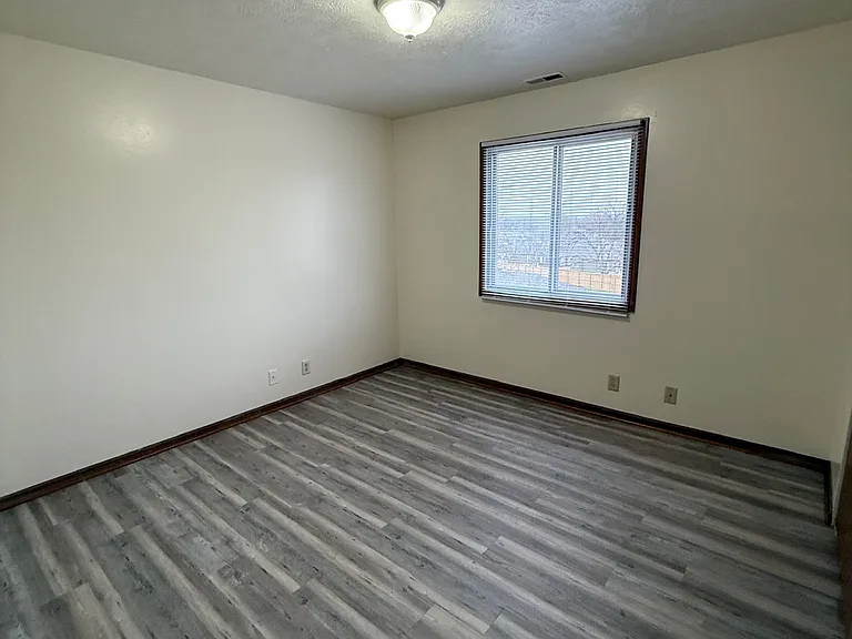 Pine Tree Apartments — Photo 12