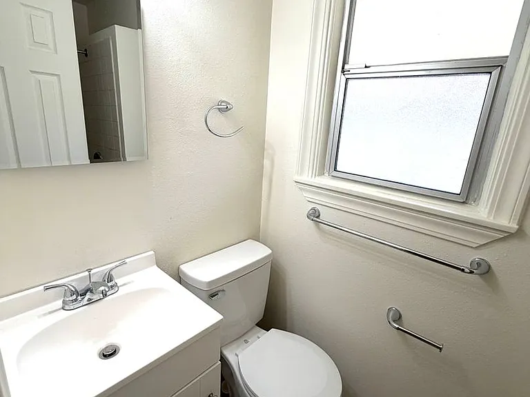 877 Eleanor Ave — Photo 41
