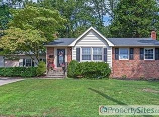 1 E Upland Way, Haddonfield, NJ 08033