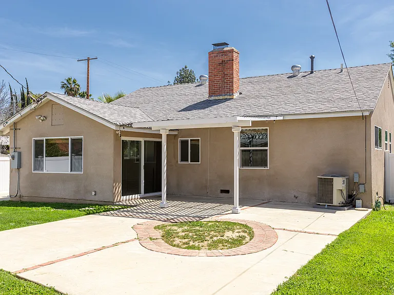 20301 Mobile St — Photo 15