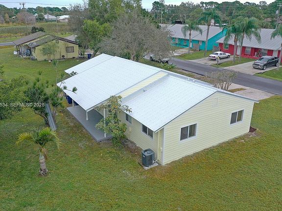 2nd image of 4667 SE Salvatori Rd #4667