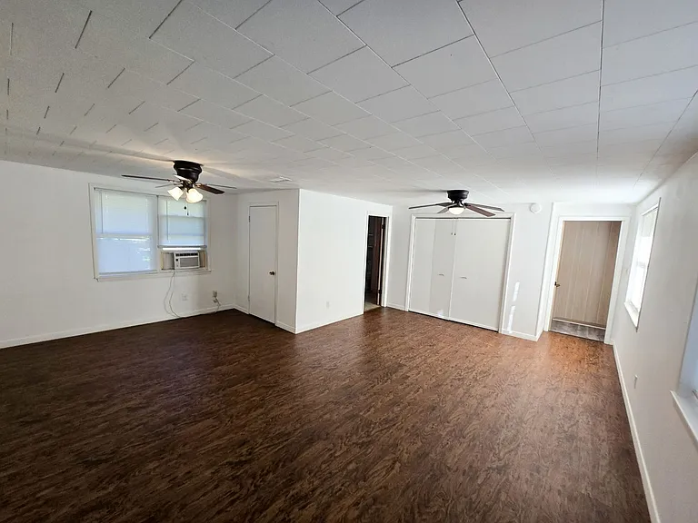 5195 Seale Rd — Photo 19