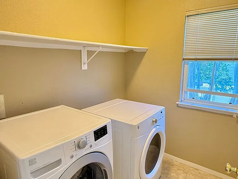 4061 Hemingway Cmn — Photo 14