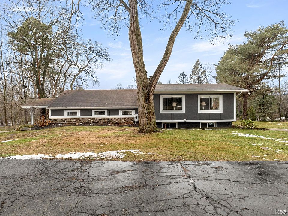 1st image of 45401 W Nine Mile Rd