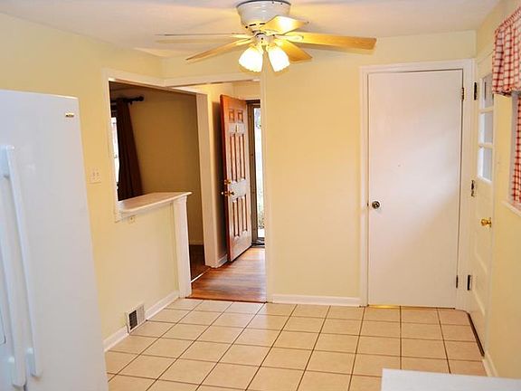 5th image of 1524 Marion Dr
