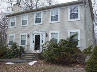 3210 Hamlet Dr, Tobyhanna, PA 18466