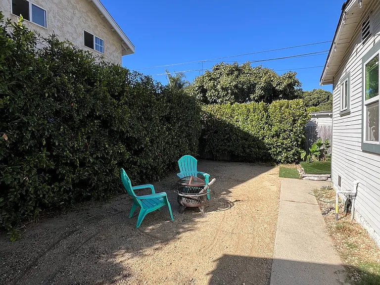 167 E Barnett St — Photo 2