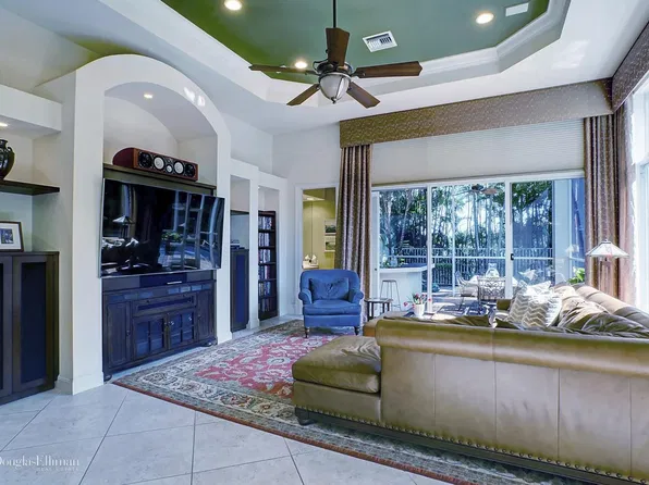 16048 Bristol Isle Way, Delray Beach, FL 33446