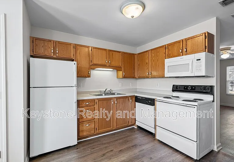 3312 Royster Ln #B — Photo 5