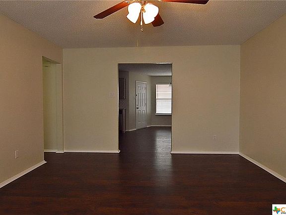 4th image of 407 Eric Dr