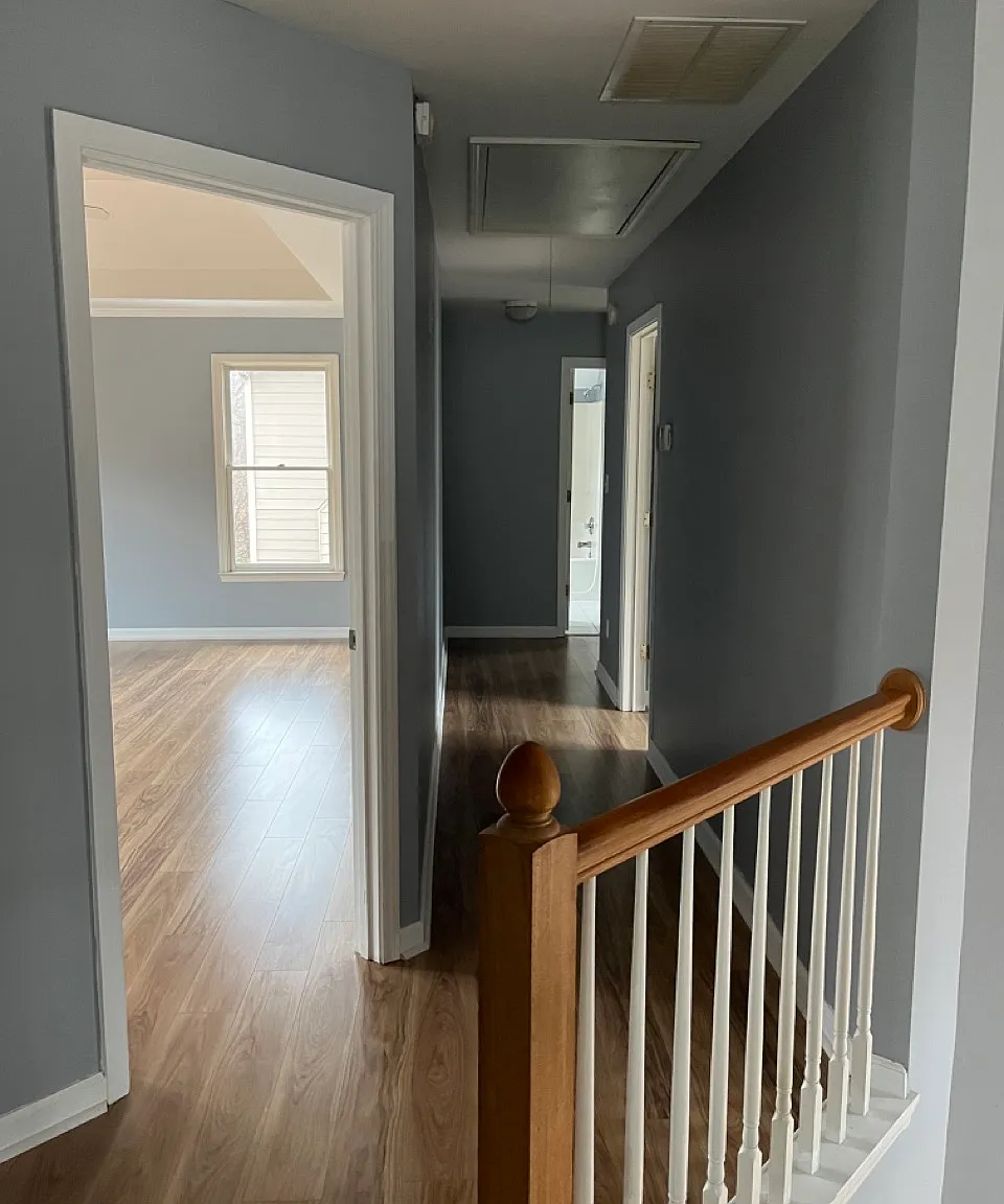 4 bed, 2.5 bath, 2500 sqft, $2,250 — Photo 2