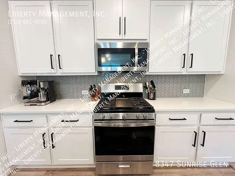 8347 Sunrise Gln — Photo 12