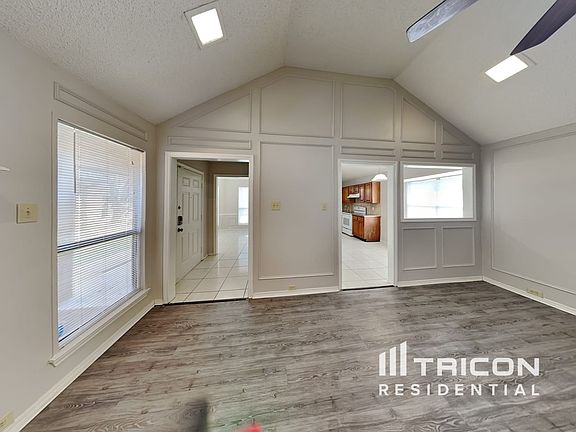 2nd image of 805 Winding Creek Dr