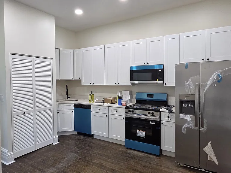 3444 S Western Ave #1R — Photo 3