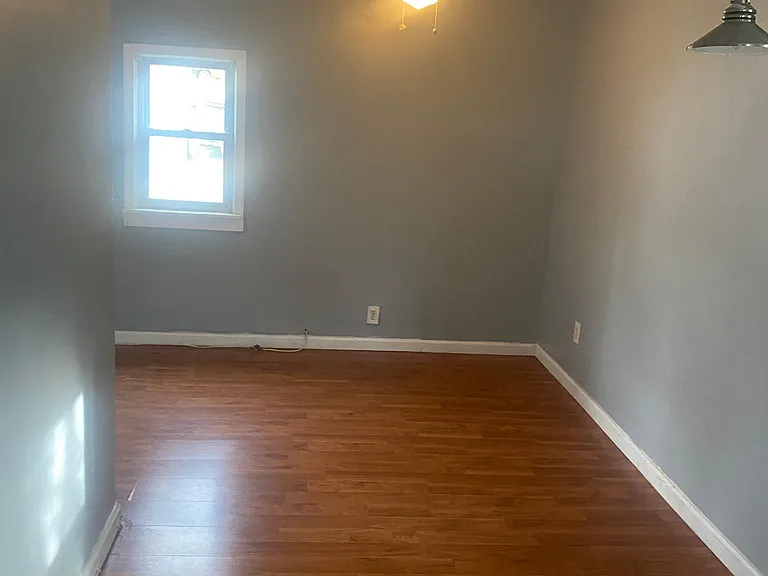 3001 Southern Ave #1 — Photo 8