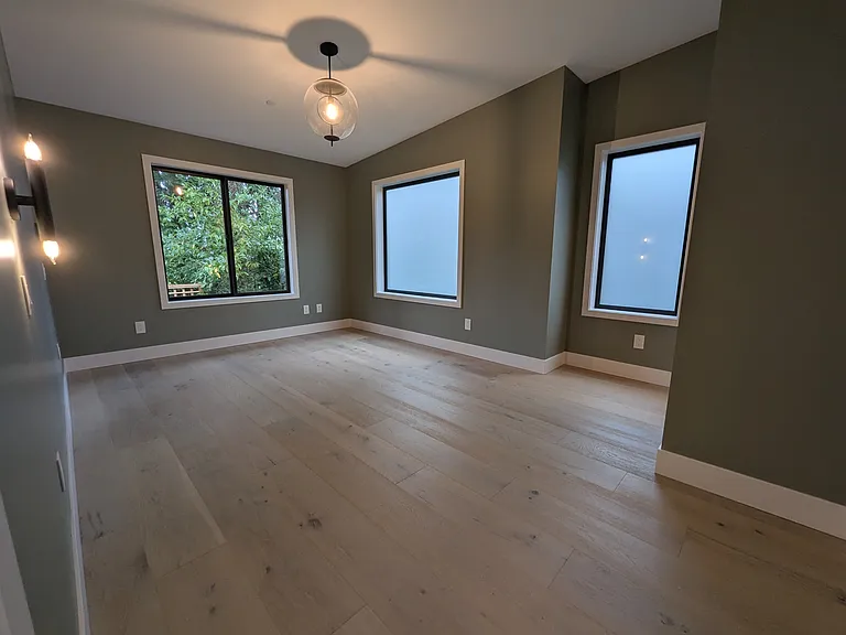 3951 W Barrett Ln — Photo 13