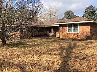 1620 Pope Cir, McComb, MS 39648