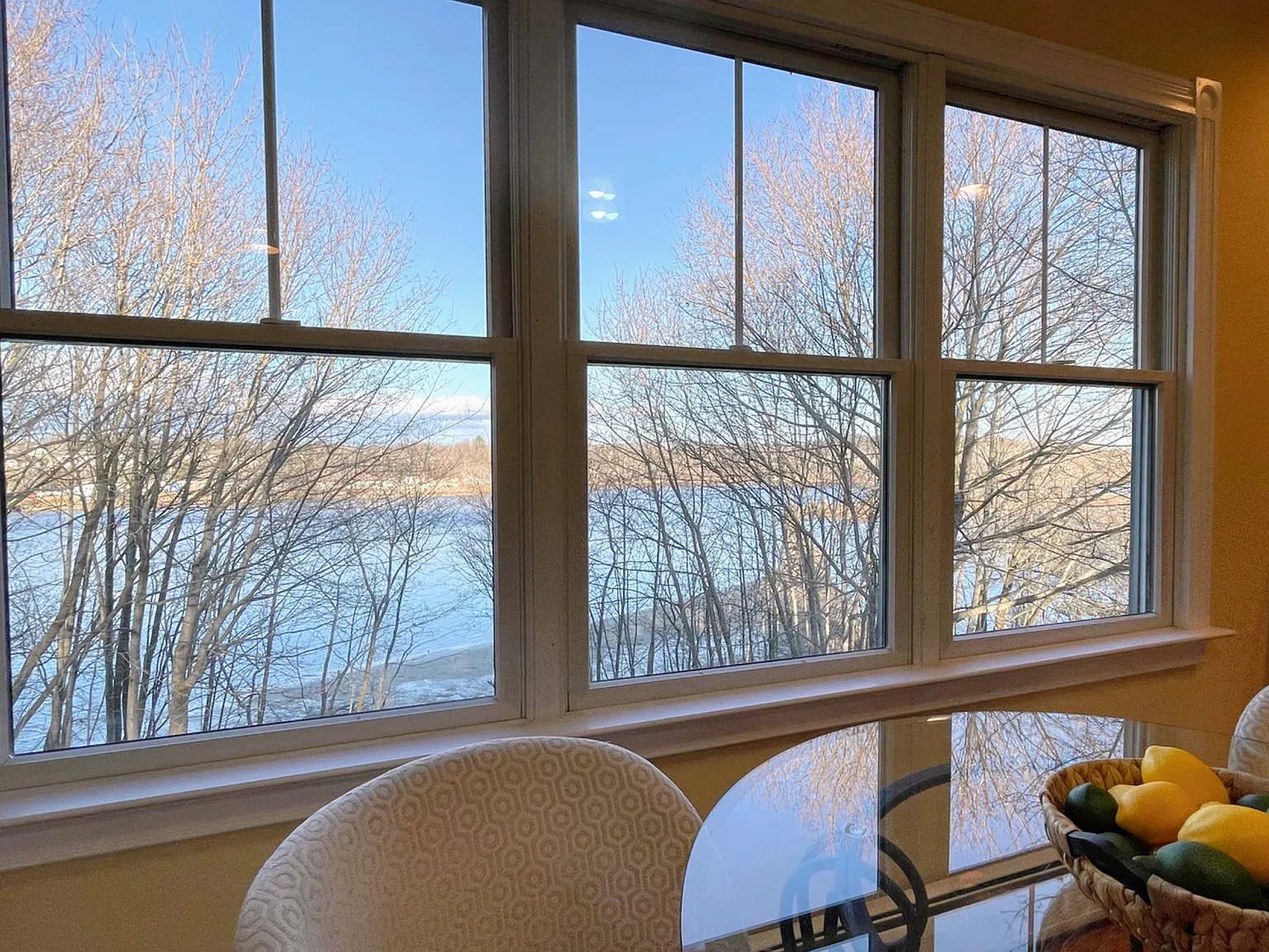 3 bed, 1200 sqft, $2,700 — Photo 2