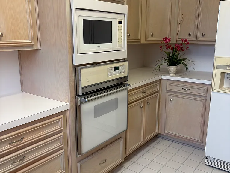 7706 Millicent Cir — Photo 2