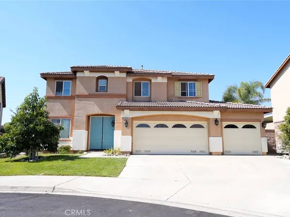 6034 Forest Glen Dr, Fontana, CA 92336