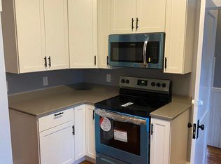 33 Glenwood Ave FLOOR 2, Pawtucket, RI 02860