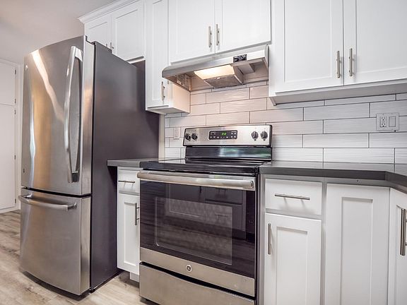 4th image of 755 14th Ave APT 301