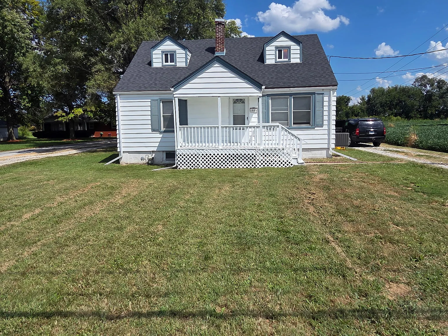 4 bed, 1350 sqft, $1,550 — Photo 1